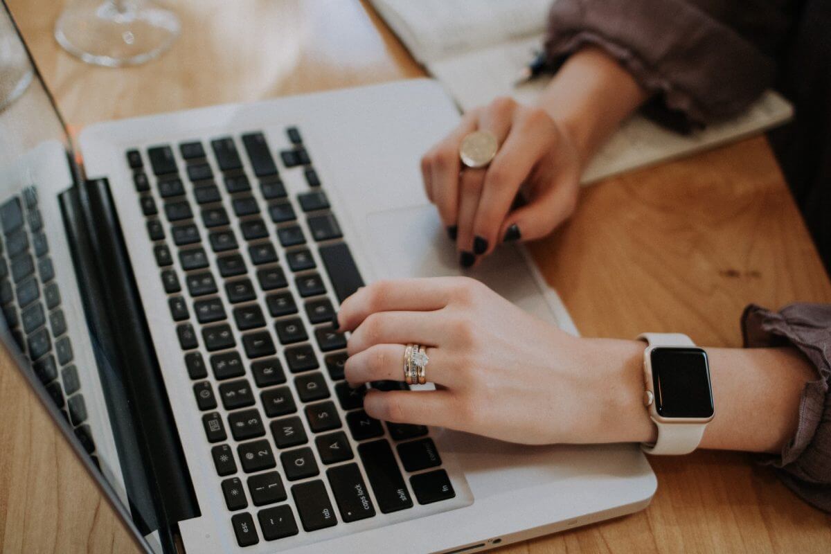 How to Connect Apple Watch to WiFi