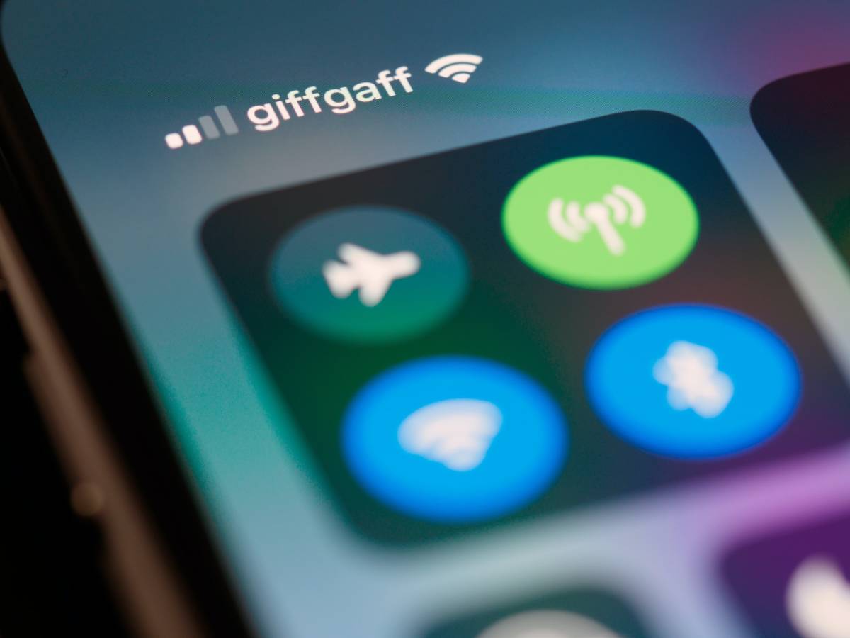 iphone unable to connect to wifi