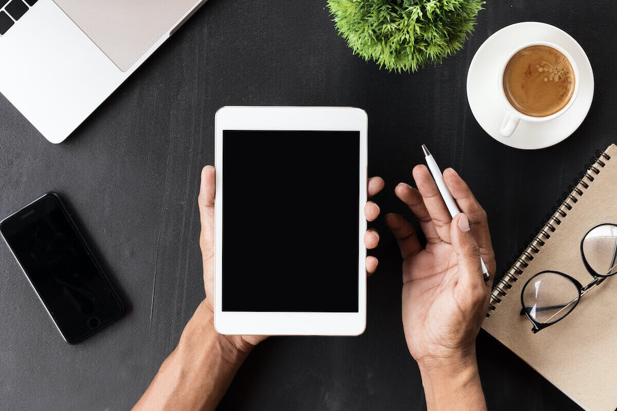 how to share wifi from iphone to ipad